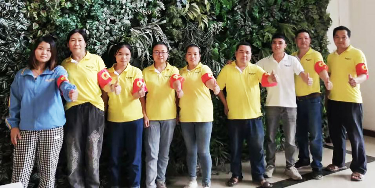 membros da equipe de controle de qualidade