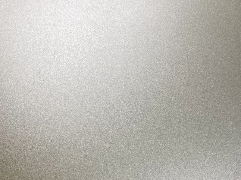 IiSwatches zePearly Champagne zigqityiwe